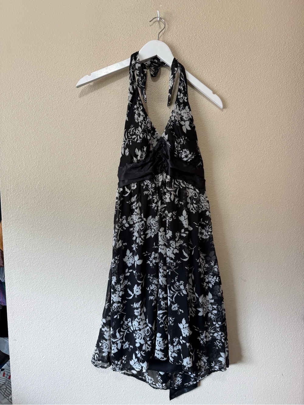 Papaya Black Floral Halter Dress - Picture 1 of 3